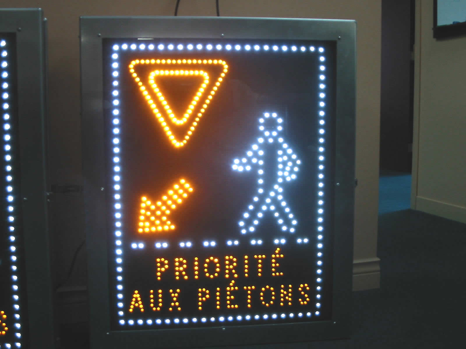 Lampe Signalisation Pieton Lot De 4 Lampes Clignotantes à LED Pour